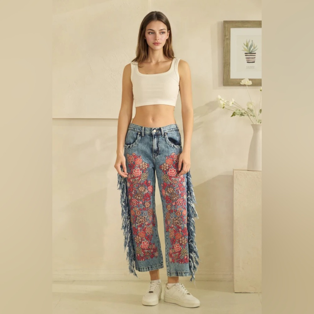 BP1145 Washed Embroidery Side Fray Jeans - Picture 2 of 11